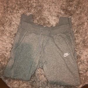 grey nike jogger